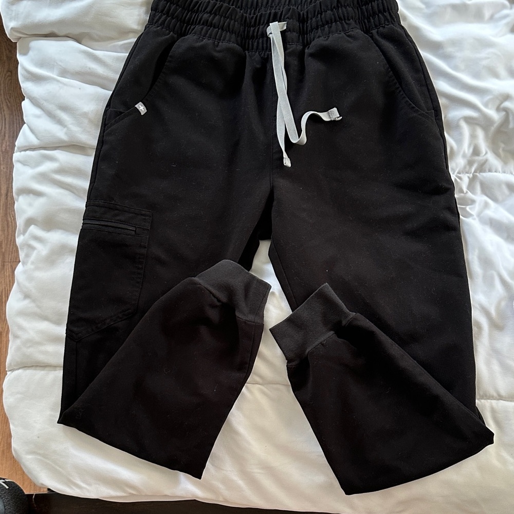 Figs black high waisted jogger scrubs